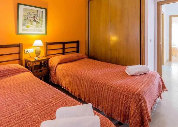 2 Y Terraza * Nerja
